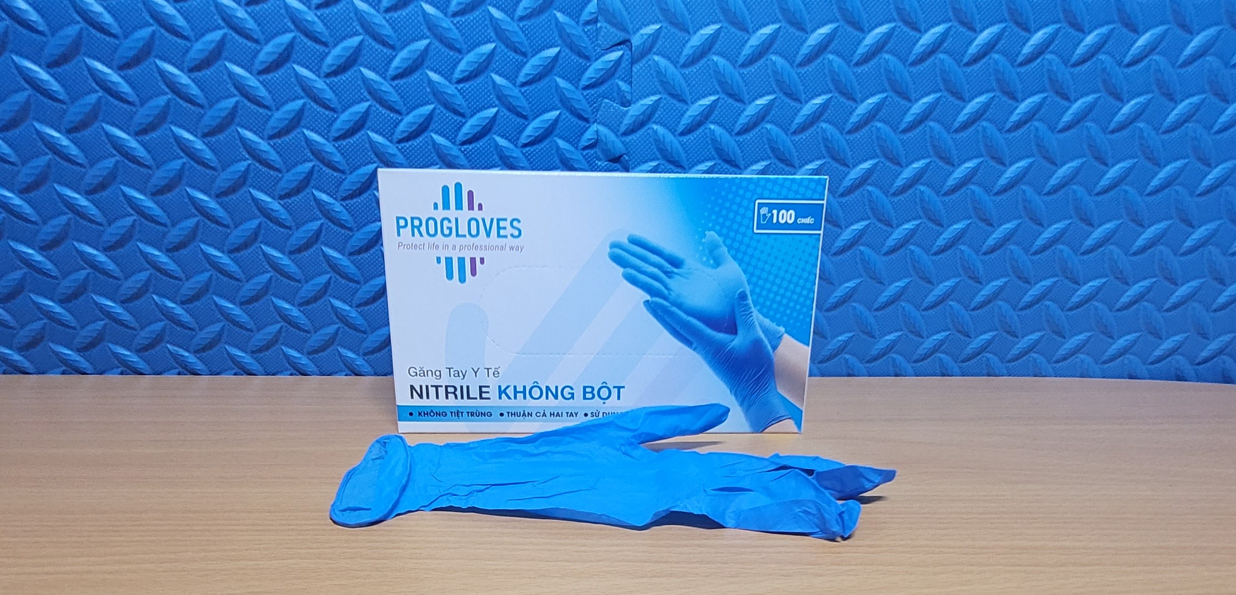 Găng tay y tế Nitrile Progloves  màu Xanh